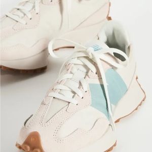 New Balance 327 Classic Trainers Moonbeam